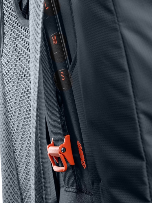 Рюкзак Deuter Futura Air Trek 60+10 Black/Graphite Рюкзак Deuter Futura Air Trek 60+10 Black/Graphite
